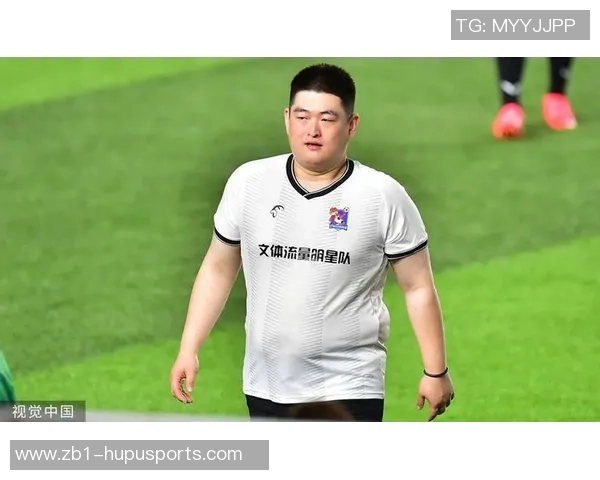 本山的足球情缘与人生纪事：从草根到传奇的奋斗之路